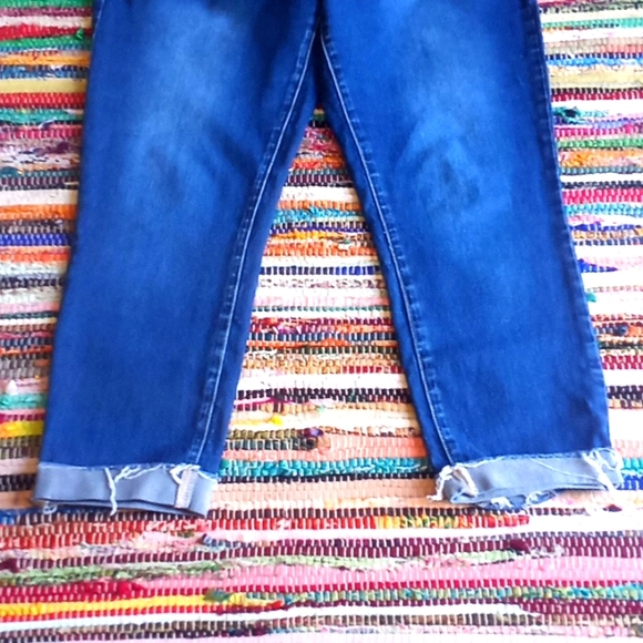 Nanette Lepore Belle High Rise Crop Jeans-#1731 - Picture 6 of 13